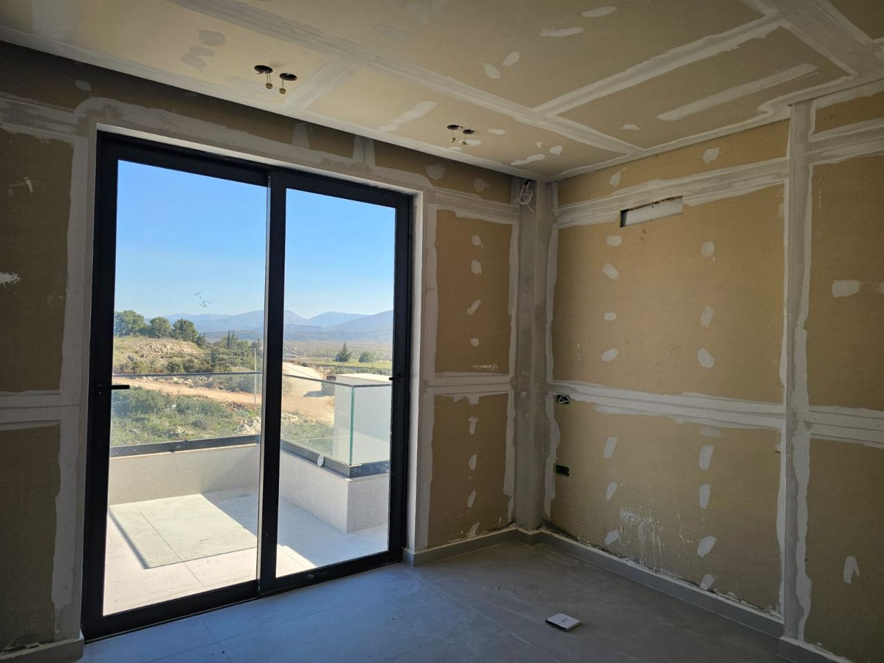 Penthouse For Sale In Sarande